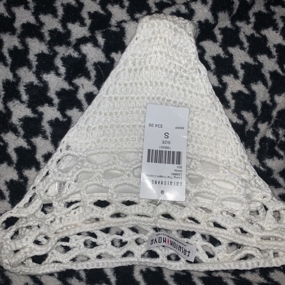 Swimsuit - Picture 4 of 4